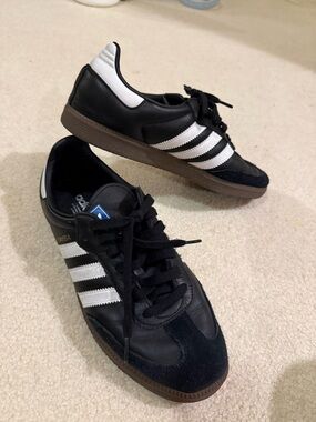 Adidas OG samba Black and White Sneakers size 10.5